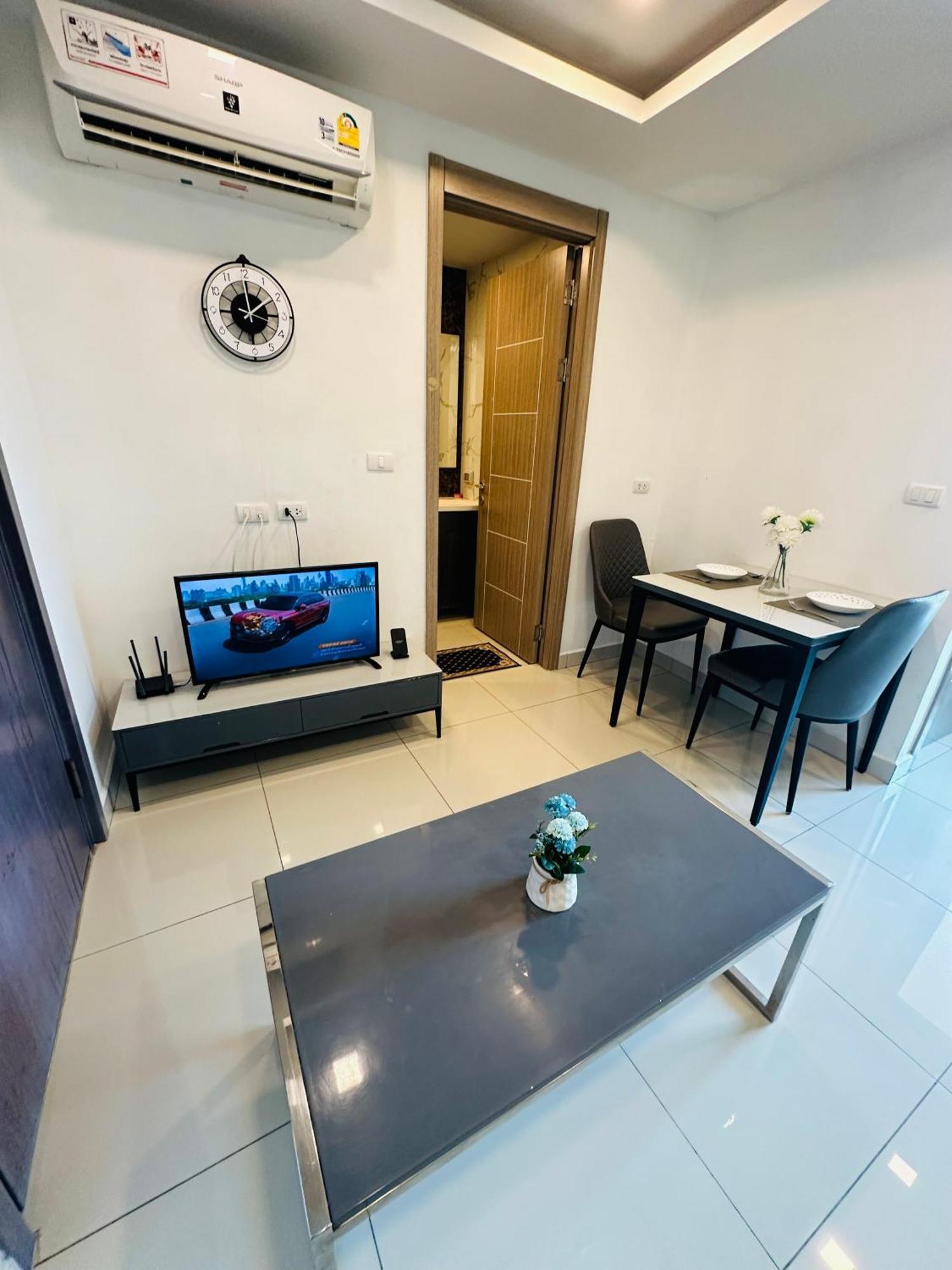 Arcadia Beach Con Pattaya Exterior foto