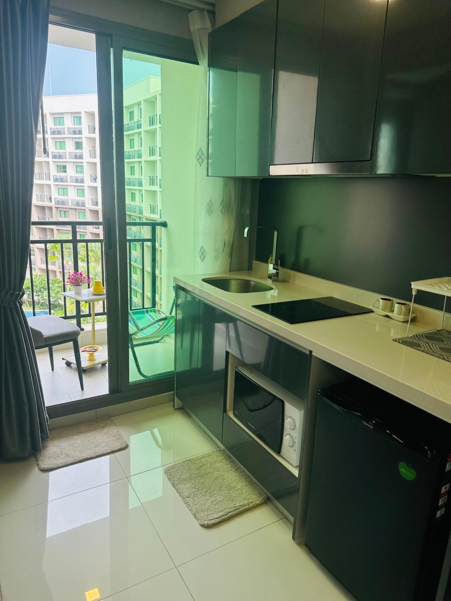 Arcadia Beach Con Pattaya Exterior foto