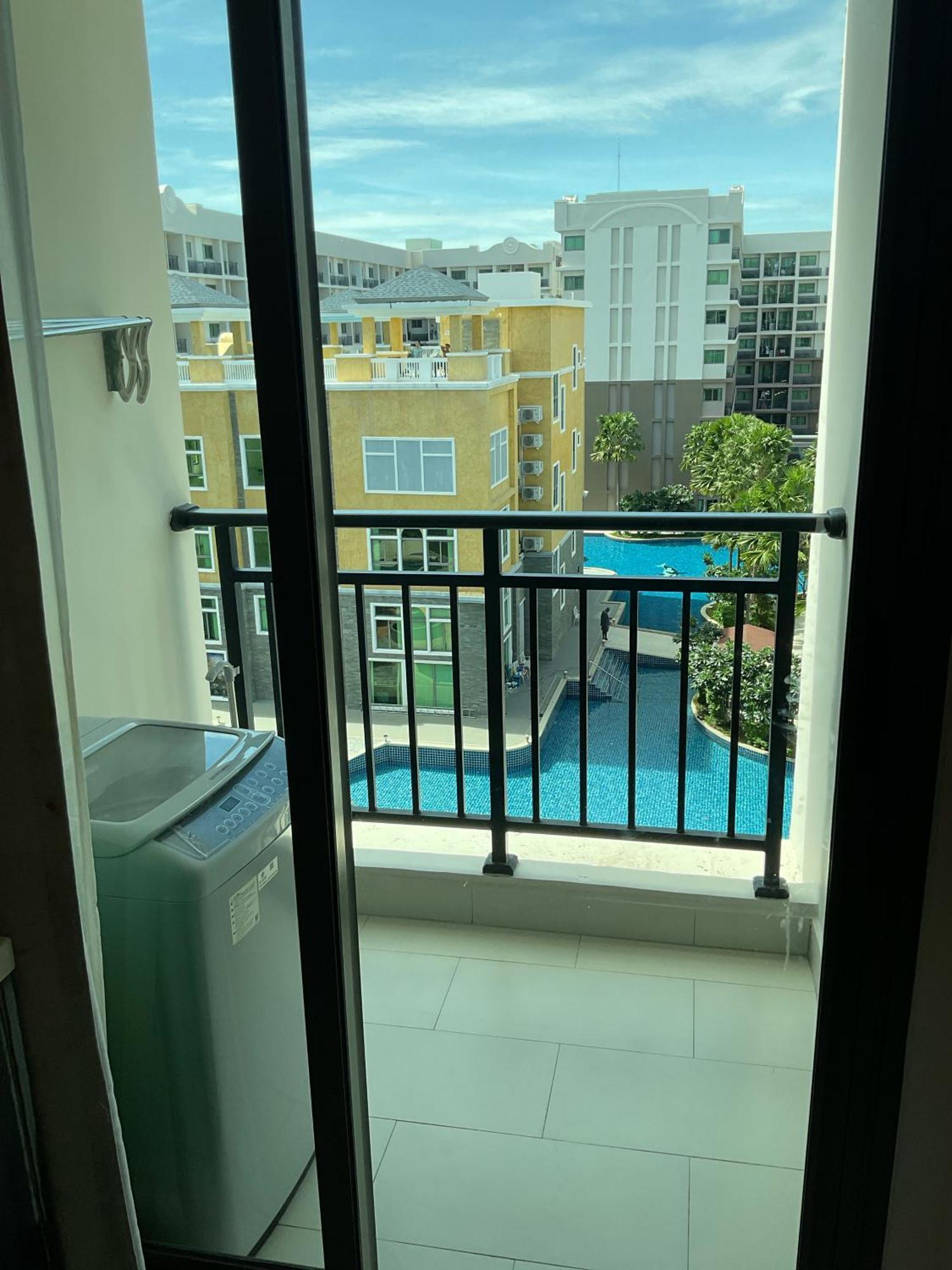 Arcadia Beach Con Pattaya Exterior foto