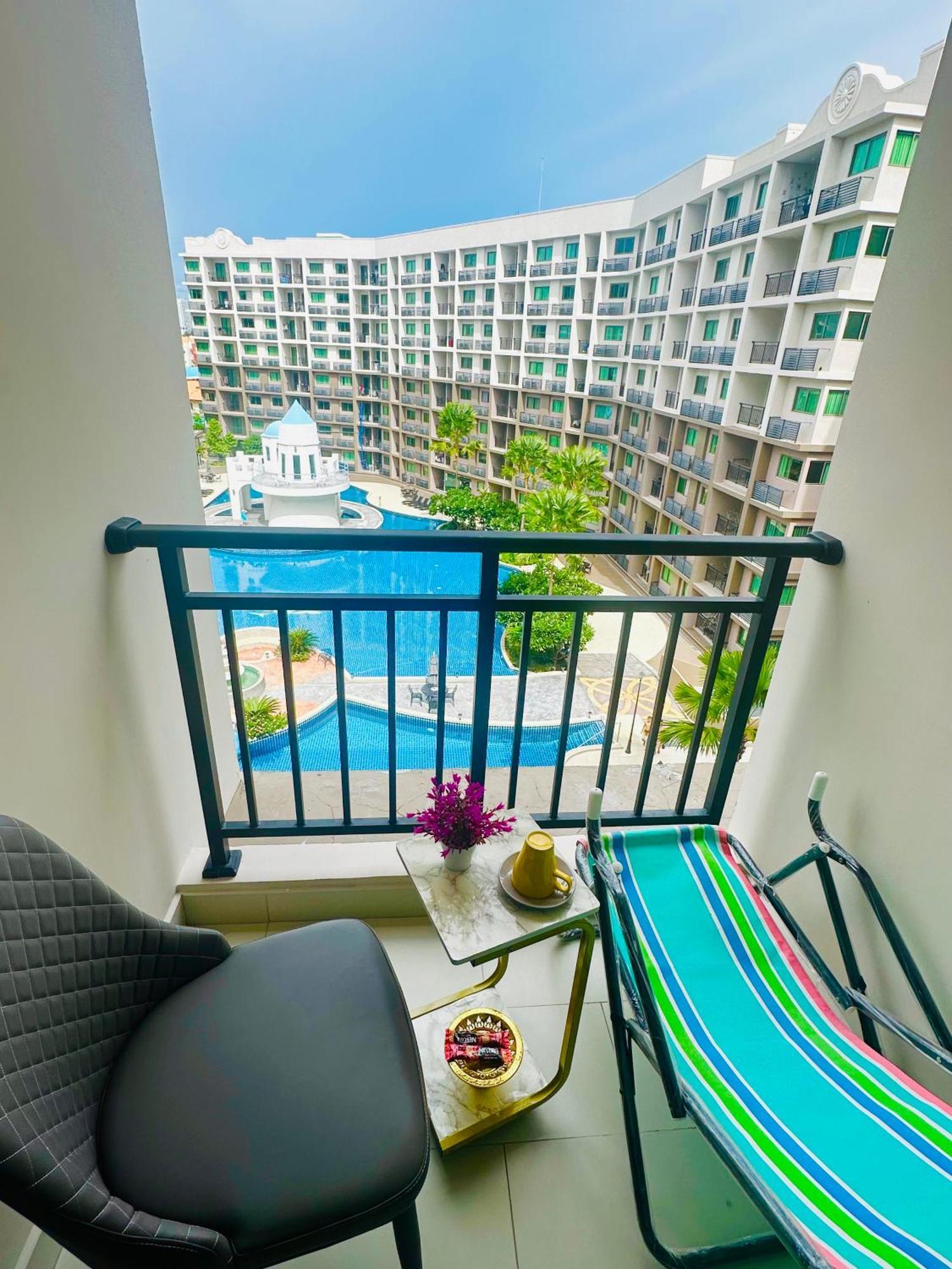 Arcadia Beach Con Pattaya Exterior foto